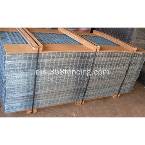 Panel pagar yang dikimpal keluli tahan karat yang lebih rendah